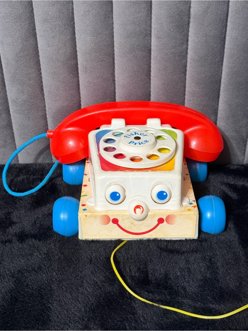 Vintage Fisher Price Chatter Telephone Pull Toy #2063 1985 Rolling Phone
